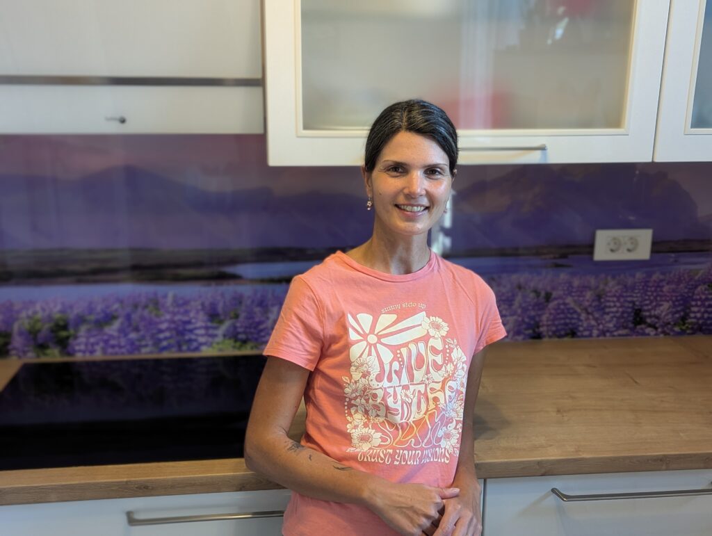 O meni 1 PXL 20250309 113252380.PORTRAIT