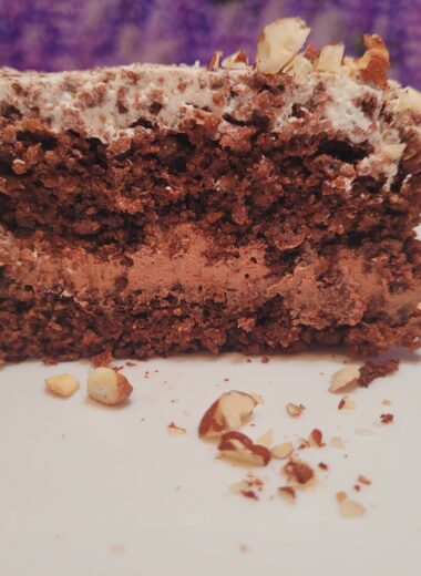 čokoladno lešnikova torta
