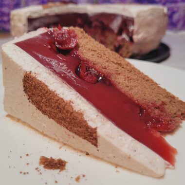 enostavna višnjeva torta