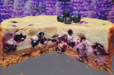 borovničev cheesecake