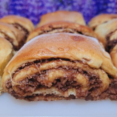 Kokosove potičke s čokolado 4 kokosova potička s čokolado