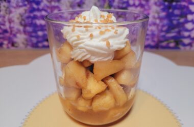 Jabolčna sladica v kozarcu 16 kozar1