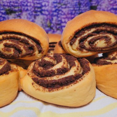 Rožičevi štruklji in polžki 44 roz1