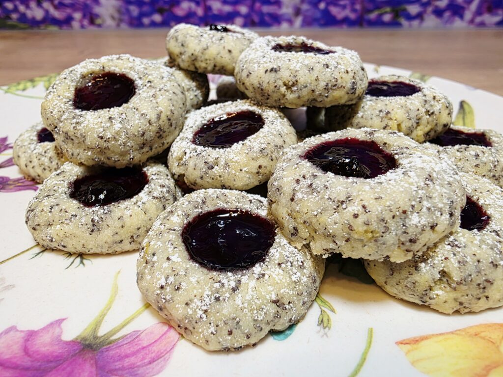 Makovi huzarski krapki z borovničevo marmelado 2 huzarski krapki