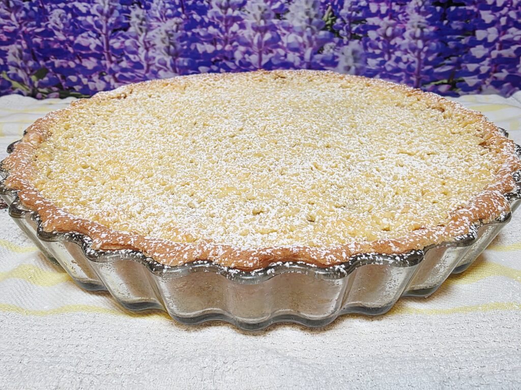 hruskova pita s piskoti