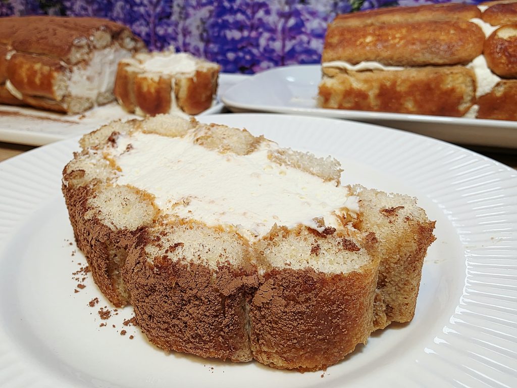 Cappuccino tiramisu rolada 2 cappuccino tiramisu rolada